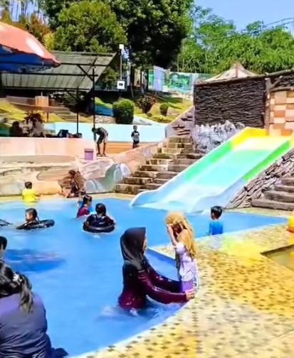 Kolam Renang Ciheuleut Subang